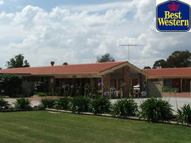  Werribee Park Motor Inn - Darwin Holiday 0