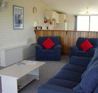 Penguin Mews - Darwin Holiday