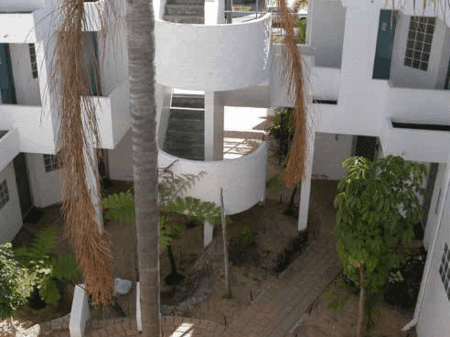 Cambridge Atrium - Darwin Holiday 4