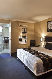Ambassador On Ruthven - Toowoomba - Darwin Holiday 1