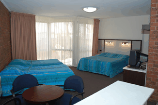 Lakes Central Hotel - Darwin Holiday 1