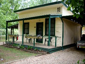 Pioneer Garden Cottages - Darwin Holiday 0