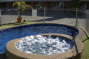 Rodney Motor Inn - Darwin Holiday 1