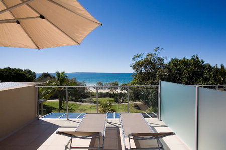 Maison Noosa Luxury Beachfront Resort - Darwin Holiday 1