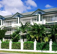 Costa Royale Beachfront Apartments - Darwin Holiday