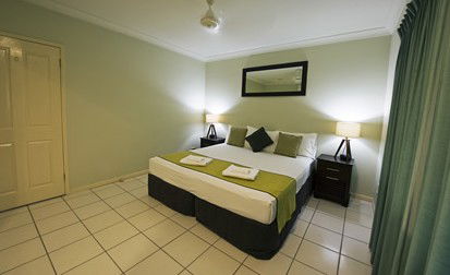 Costa Royale Beachfront Apartments - Darwin Holiday 2