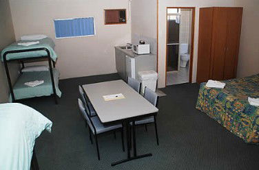 Oasis By The Lake - Darwin Holiday 3