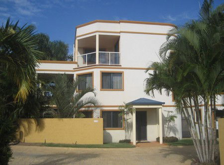 Urangan QLD Darwin Holiday