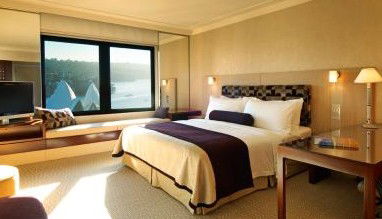 Intercontinental Sydney - Darwin Holiday 1