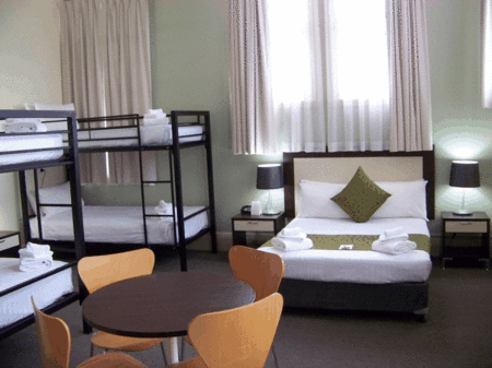 Aarons Hotel - Darwin Holiday 4
