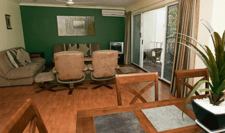 Surfers Tradewinds - Darwin Holiday 2