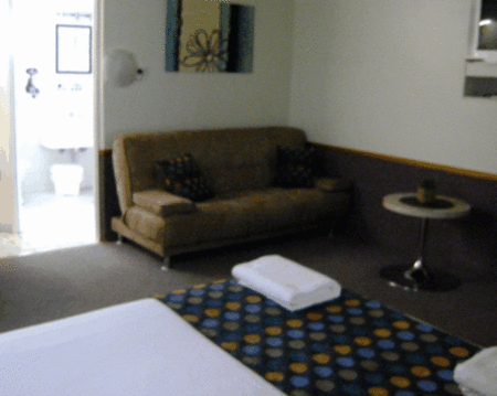 Rockhampton Court Motor Inn - Darwin Holiday 2
