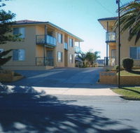 AA Madalena Court Holiday Apartments - Darwin Holiday