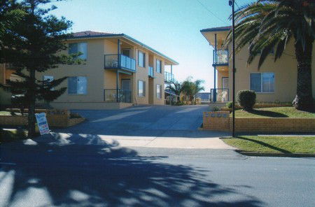AA Madalena Court Holiday Apartments - Darwin Holiday 0