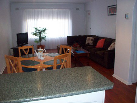 AA Madalena Court Holiday Apartments - Darwin Holiday 2