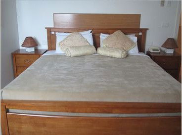 Seddon VIC Darwin Holiday