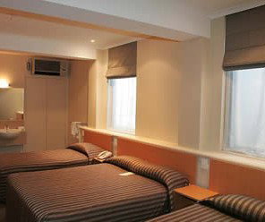 Batman's Hill On Collins - Darwin Holiday 3