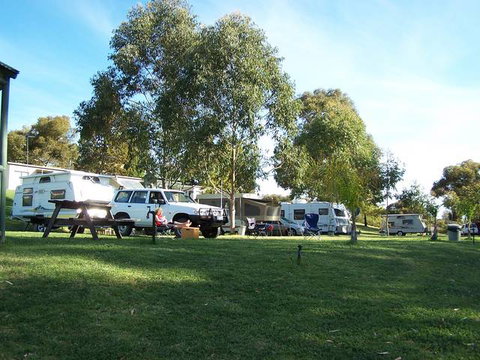 Robinvale Weir Caravan Park - Darwin Holiday 2