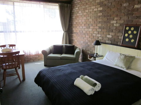 Farnham Court Motel - Darwin Holiday 2