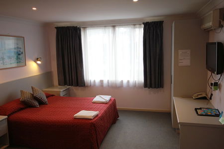 Hume Villa Motor Inn - Darwin Holiday 1