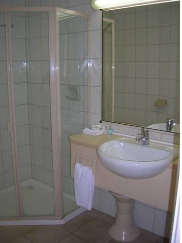 Peninsula Motor Inn And Tyabb Fly Inn - Darwin Holiday 5