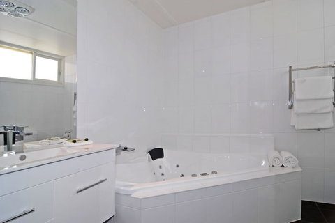 Ocean Grove Motor Inn - Darwin Holiday 4