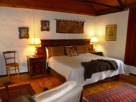 Hillside Country Retreat  - Darwin Holiday 1