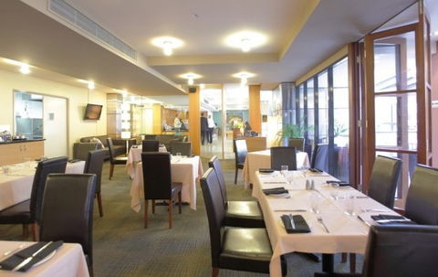 Mounts Bay Waters Apartments - Darwin Holiday 5