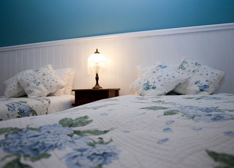 Maleny Lodge Guest House - Darwin Holiday 2