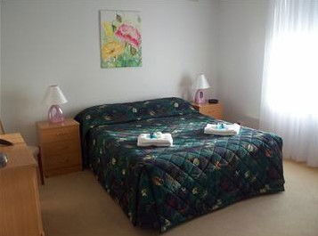AA Madalena Court Holiday Apartments - Darwin Holiday 3