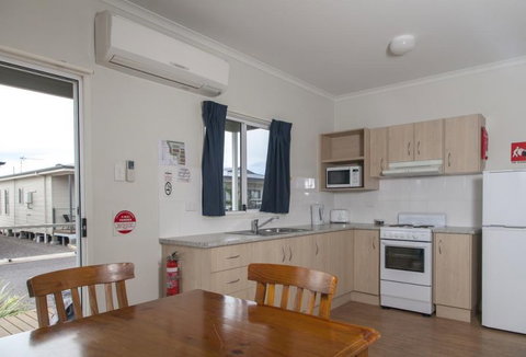 Sundowner Cabin And Tourist Park - Darwin Holiday 1