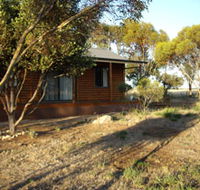 Lyrabendi Farmstay - Darwin Holiday
