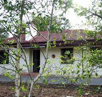 The Birches - Darwin Holiday