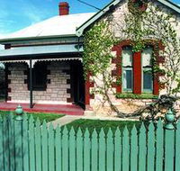 Naracoorte Cottages - Smith Street Villa