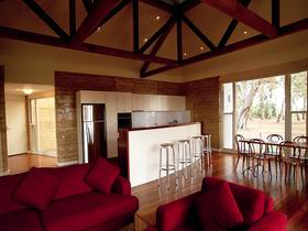 The Menzies Retreat - Darwin Holiday 0