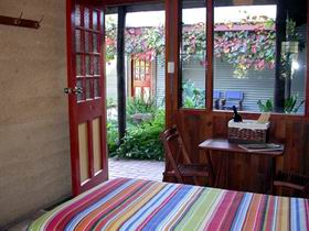 Red Poles - Darwin Holiday 0