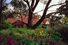 Mount Charmal Bed And Breakfast - Darwin Holiday 0