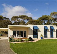 SeaShells Penneshaw - Darwin Holiday