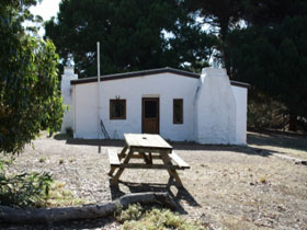 Rocky River Heritage Accommodation - Darwin Holiday 0