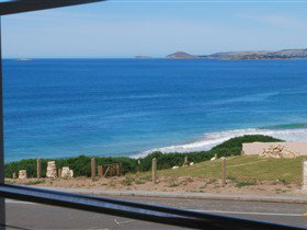 Neptune At Port Elliot - Darwin Holiday 0