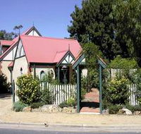 The Dove Cote - Darwin Holiday