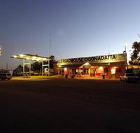 Pink Roadhouse Oodnadatta - Darwin Holiday