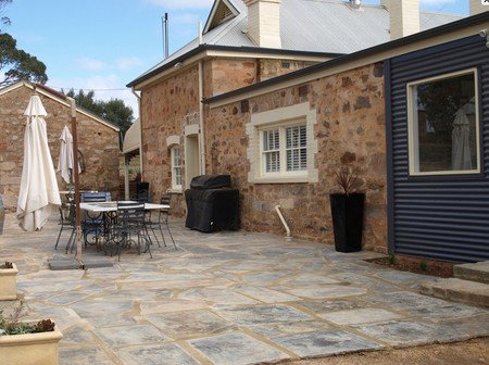 ArtWine Cottages - Darwin Holiday 3