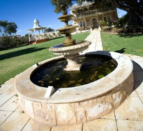 Rose-Eden House - Darwin Holiday 1