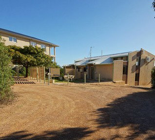 Sea Air-a Siesta 5 - Darwin Holiday 1