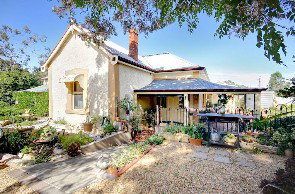 Barossa Valley Retreat - Darwin Holiday 4