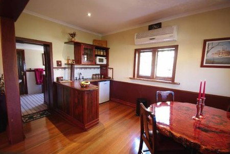 Toora Views - Darwin Holiday 2