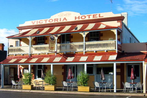 Victoria Hotel - Strathalbyn - Darwin Holiday 1