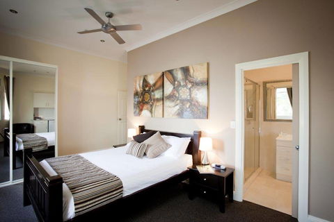 Balcony On Sixth Lodge - Darwin Holiday 4