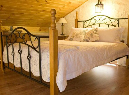 The Old Oak Bed And Breakfast - The Barn - Darwin Holiday 0